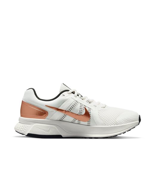 Nike White (Wmns) Run Swift 2 'Sail Metallic Copper Coin'