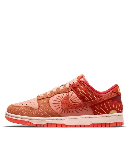 Nike Red (Wmns) Dunk Low 'Winter Solstice'