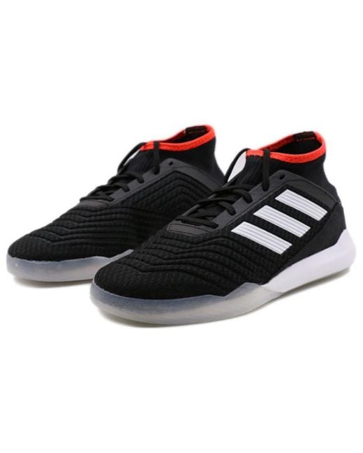 Adidas Black Predator Tango 18.3 Tr Solar' for men