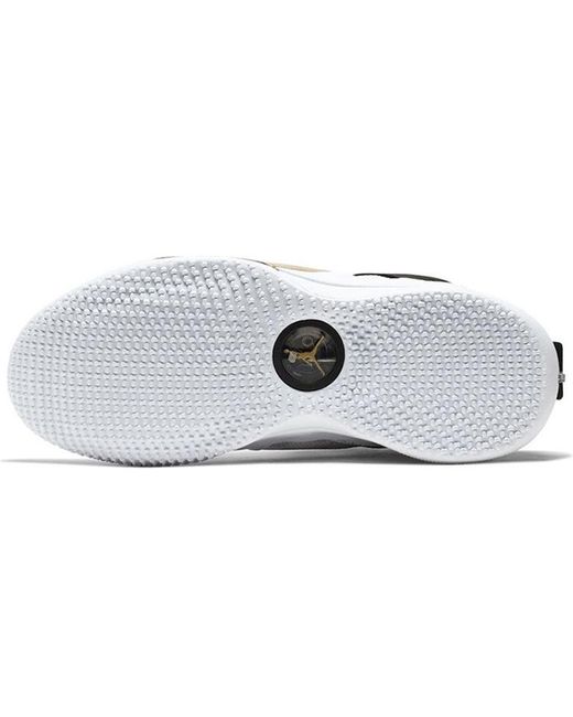 Nike White 33 Se Ep 'Fiba' for men