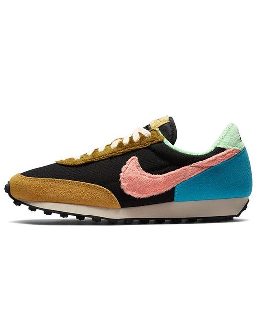 Nike Daybreak 'fur Pack - Guava Ice Atomic Pink' in Blue | Lyst