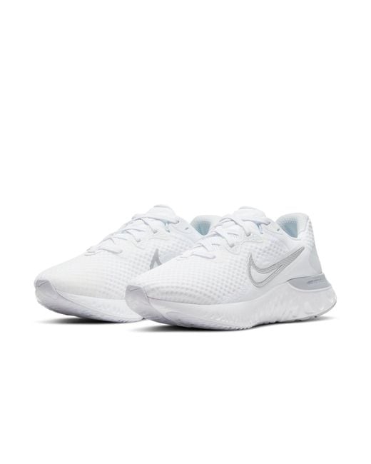 Nike White (Wmns) Renew Run 2