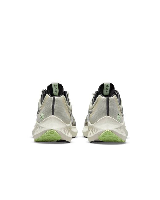 Nike White Air Zoom Winflo 8 Shield 'Light Bone' for men