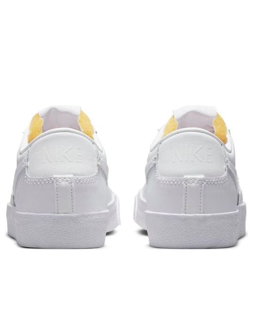 Nike White (Wmns) Blazer Low '77 'Triple'
