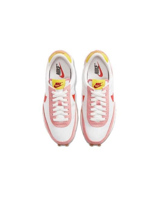 Nike Pink (Wmns) Daybreak 'Coral Stardust'