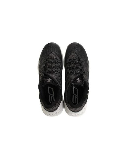 Under Armour Black Curry 3 Low for men