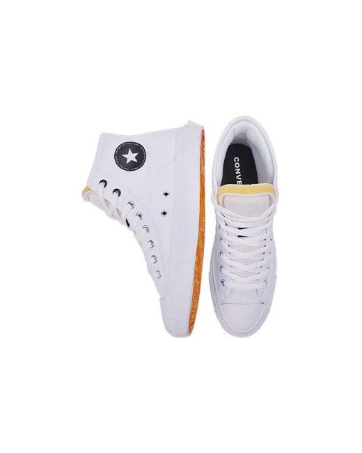 Converse White Chuck Taylor All Star Canvas Boot for men