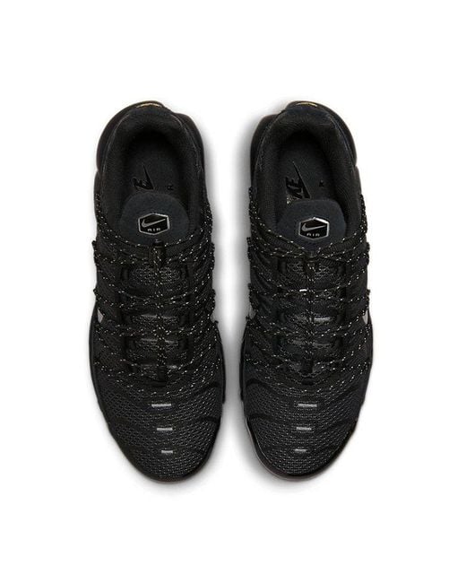 Nike Black Air Max Plus Utility Shoes for men