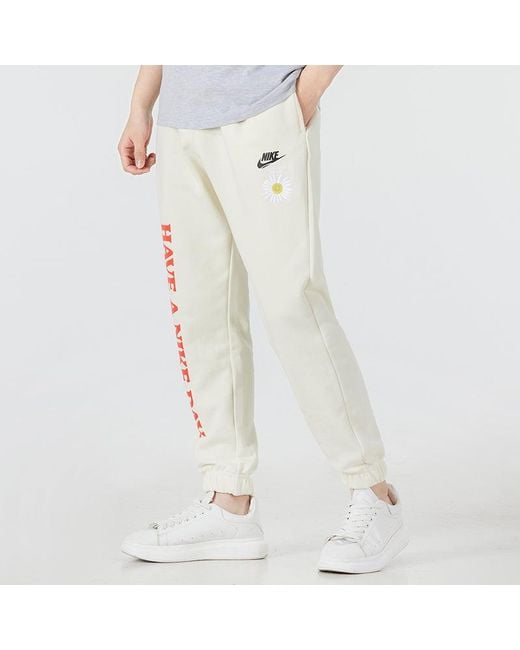 Nike Natural Alphabet Printing Daisy Sports Pants/Trousers/Joggers Creamy for men