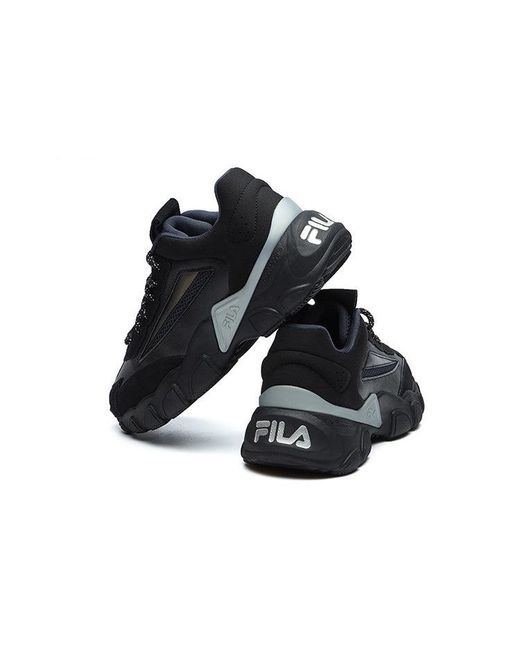 Fila Black Fashion Sneakers Low-Top Running Shoes for men