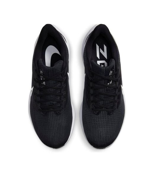 Nike Black Air Zoom Pegasus 39 Road Running Shoes for men