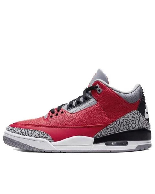 Nike Red 3 Retro Se 'Unite' for men