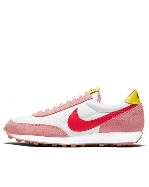 Nike Pink (Wmns) Daybreak 'Coral Stardust'
