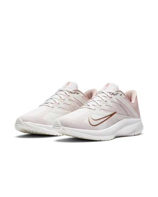 Nike White (Wmns) Quest 3 'Platinum Tint Metallic Bronze'