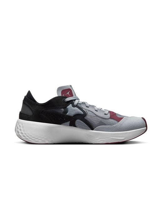 Nike Brown Delta 3 Low for men