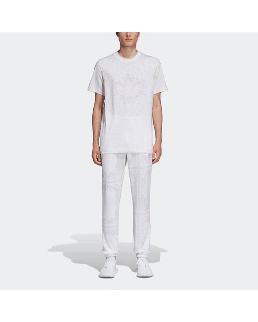 Adidas White Originals Bandana Trefoil Pattern Logo Printing Round Neck Short Sleeve T-Shirt for men