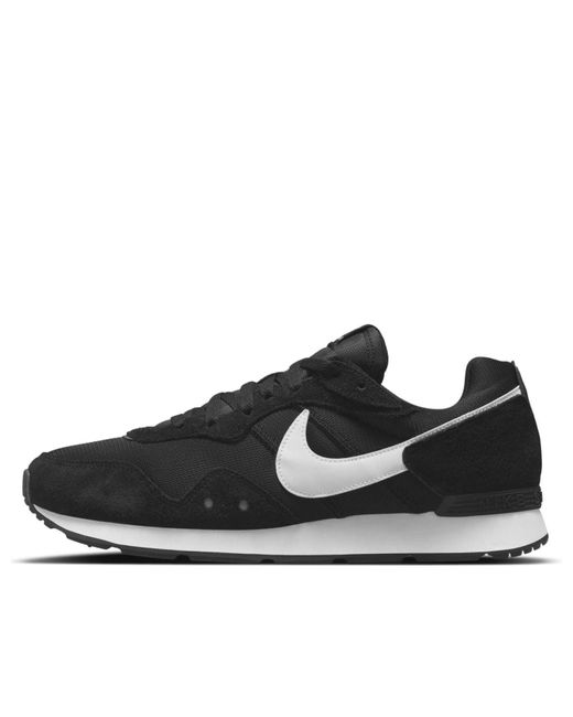 Nike Black Venture Runner Wide for men