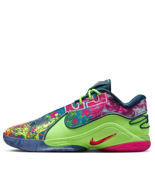 Nike Green Lebron Xxii Basketball Shoes for men