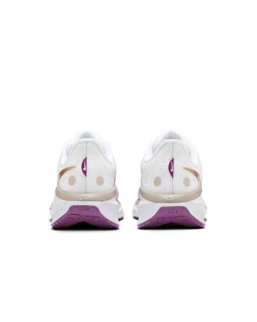 Nike White (Wmns) Air Zoom Vomero 17 'Light Mauve'