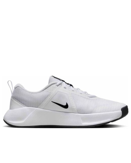 Nike White Mc Trainer 3 Workout Shoes for men