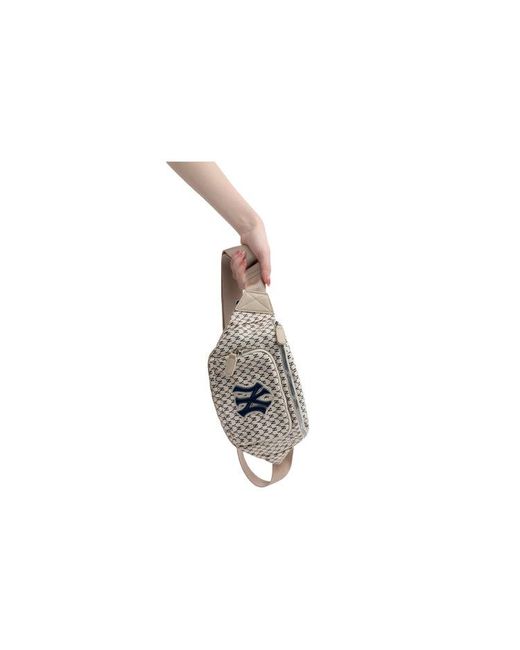 MLB White Monogram Series Retro Full Print Ny New York Yankees Casual Classic Fanny Pack