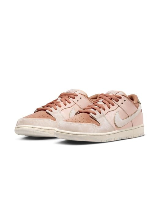 Nike Pink Sb Dunk Low 'Trocadro Gardens' for men