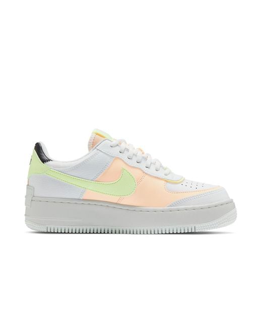Nike White (Wmns) Air Force 1 Low Shadow Crimson Tint'