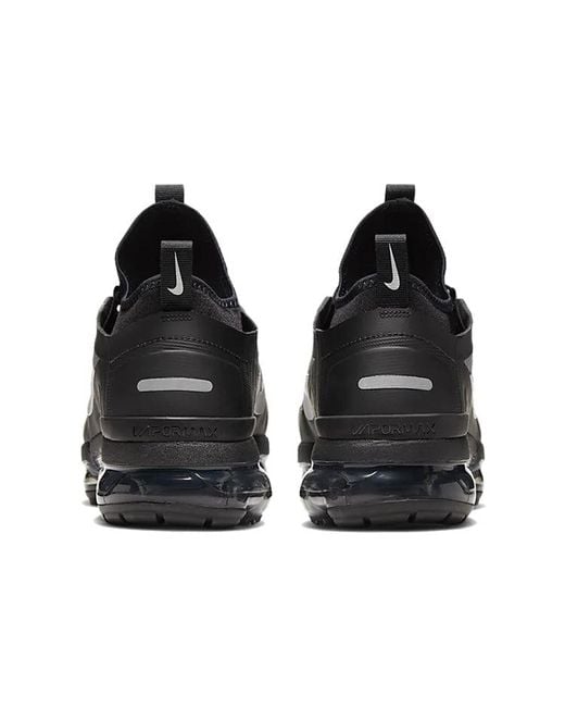 nike vapormax utility all black