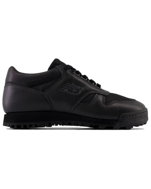 New Balance Black Rainier Low 'Triple' for men