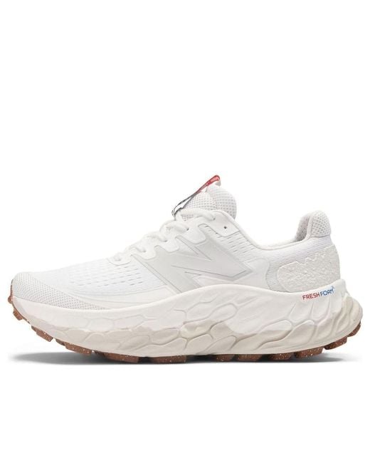 New Balance White Fresh Foam More Trail V3 for men