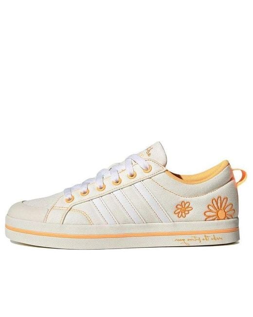 Adidas White (Wmns) Neo Bravada