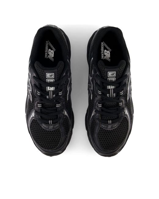New Balance Black 740 for men
