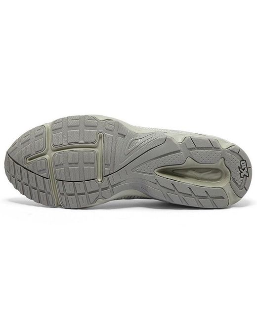 Mizuno White Spark Cn 2 for men