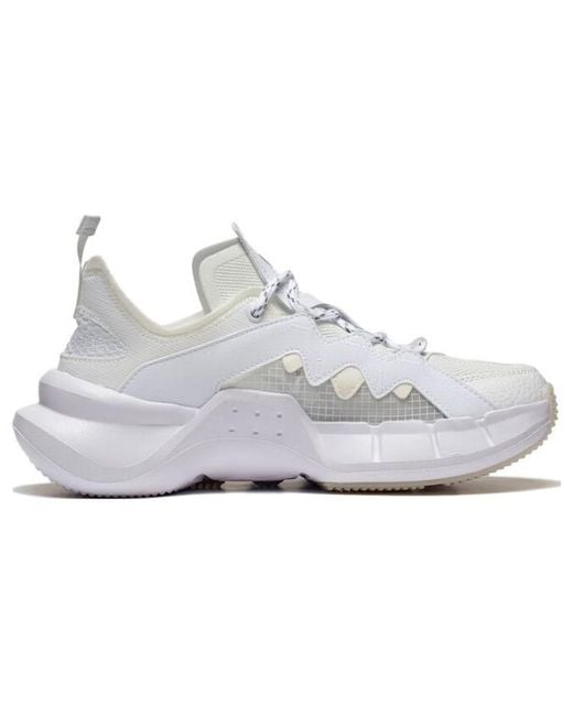 Li-ning White (Wmns) Wade Essence 2.3 Lite