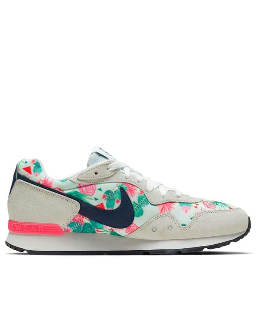 Nike Blue Venture Runner 'N7' for men
