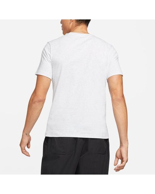 Nike White Solid Color Round Neck Pullover Short Sleeve Birch Color T-Shirt for men