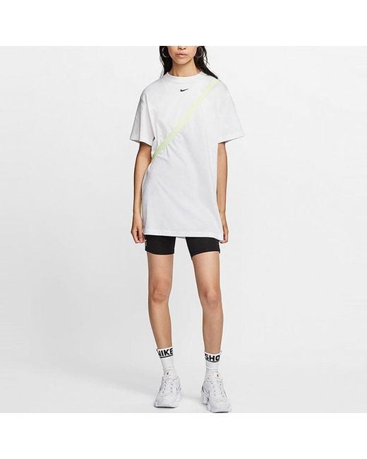 Nike White (Wmns) Sportswear Essential Logo Embroidery Knitted Short Sleeve Dress