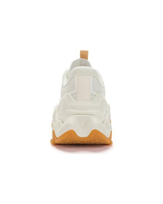 Mizuno White Koi 2K Sp for men
