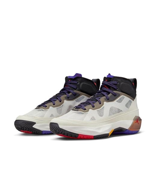 Nike Black 3 Gs 'beyond Borders' for men