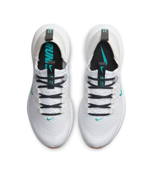 Nike White (Wmns) React Escape Run Flyknit 'Platinum Tint Washed'