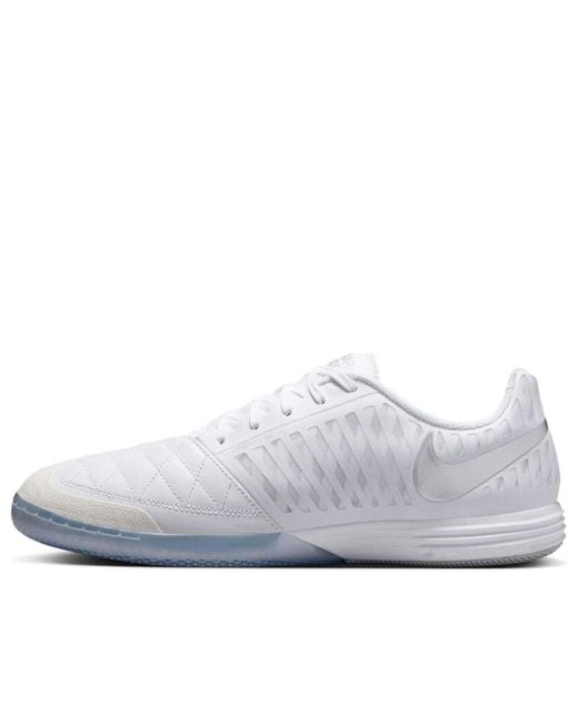 Nike White Lunargato Ii Indoor/Court Low-Top Soccer Shoes for men
