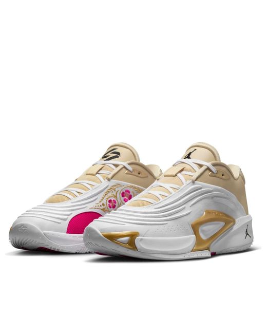 Nike White Luka 3 Se Pf Team' for men