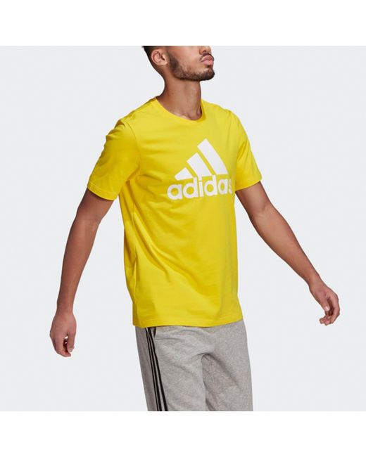 Adidas Yellow Sports Training Casual Round Neck Short Sleeve for men