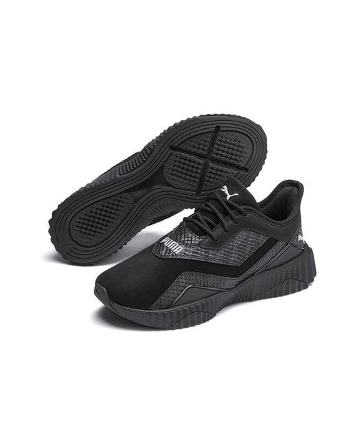 PUMA Black (Wmns) Defy Stitched Croc Low Top Running Shoes