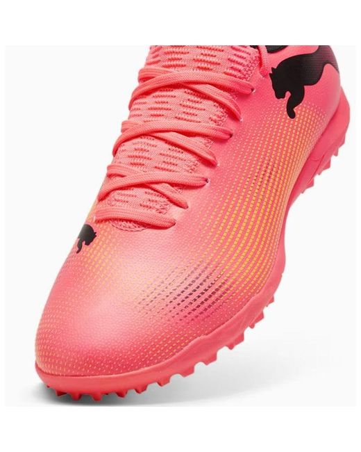 PUMA Red Future 7 Play Mg Soccer Shoes for men