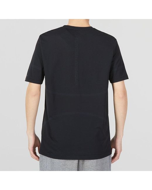 Under Armour Black Rush Seamless Legacy T-Shirt for men