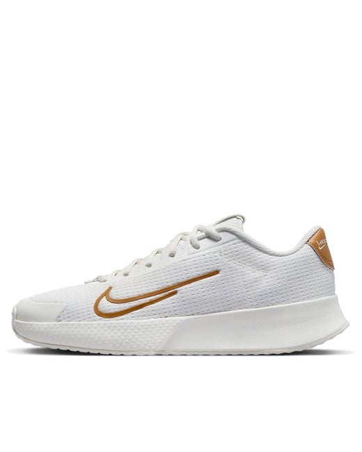 Nike White (Wmns) Court Vapor Lite 2 Hc 'Sail Desert Ochre'
