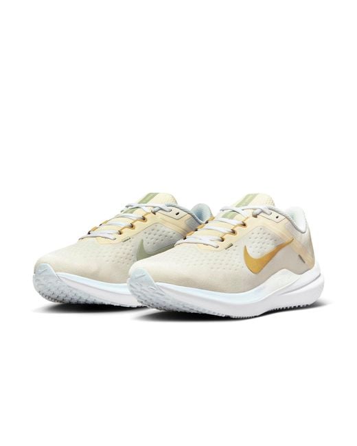 Nike White (Wmns) Air Zoom Winflo Running Shoes Sail Buff'