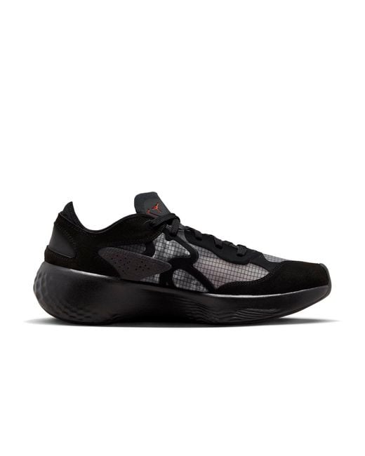 Nike Black Delta 3 Low for men