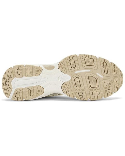 Mizuno White Lg 2000 for men